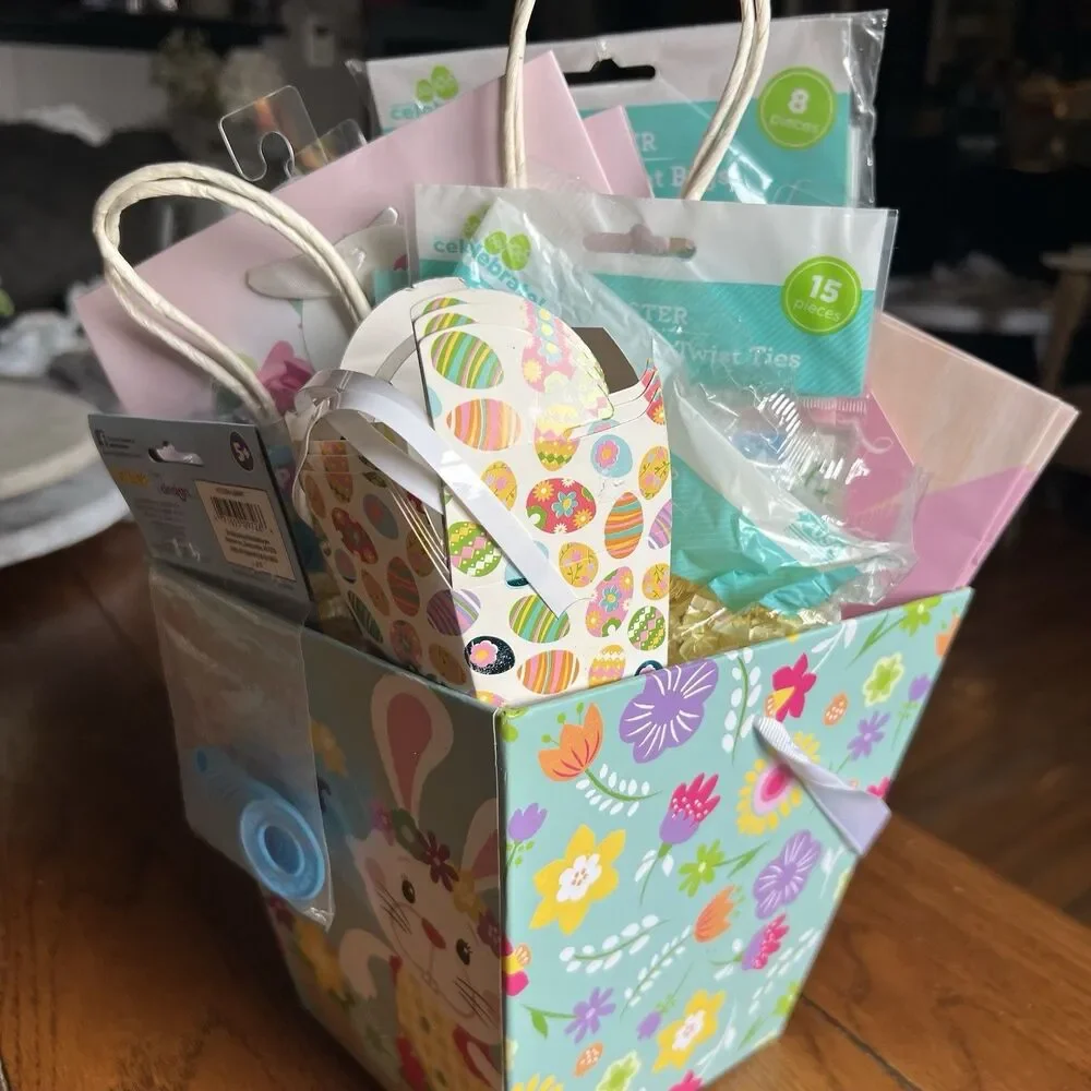 HUGE EASTER LOT 108 Pc: Treat,Gift &Activity Bags, Basket, Boxes,Grass, Dollies